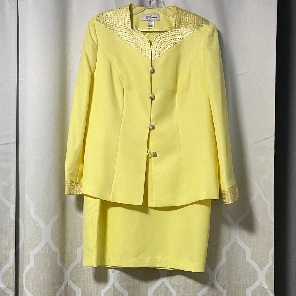 EY Boutique Pastel yellow 2 piece skirt blazer set - Picture 11 of 11